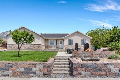 459 Loader Dr, Pleasant Grove, UT, 84062-3111 | Card Image