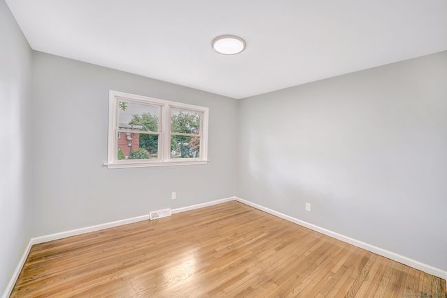 210 Forest Rd, House other with 3 bedrooms, 2 bathrooms and null parking in West Haven CT | Image 8