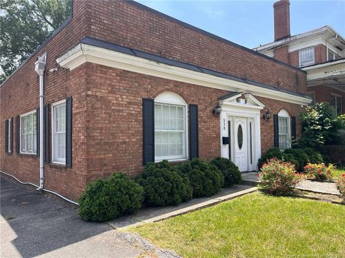 520 Summit Ave, Greensboro, NC, 27405-7740 | Card Image