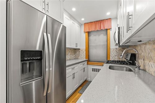 1f-2209 Knapp St, Brooklyn, NY, 11229-5710 | Card Image
