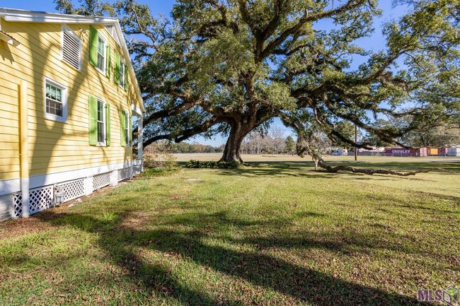 15650 Laurel St, House other with 3 bedrooms, 2 bathrooms and 4 parking in Rosedale LA | Image 5