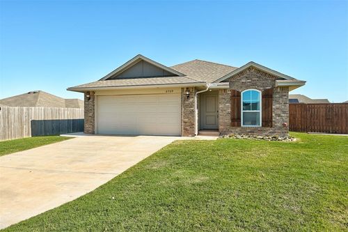 2709 Nw 195th St, Edmond, OK, 73012-3593 | Card Image