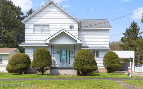 605 Penn Ave, Mayfield, PA, 18433-1816 | Card Image