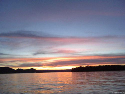 F-15 Half Moon Bay Marina, Cortlandt, NY, 10520 | Card Image