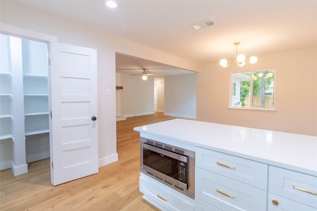 7707 Copano Dr, House other with 3 bedrooms, 2 bathrooms and null parking in Austin TX | Image 13