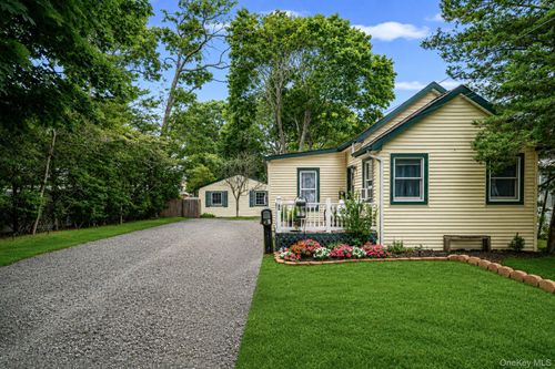 36 Rosalie Place, Brookhaven, NY, 11772 | Card Image