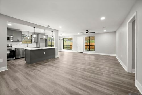 3124 Montreal Dr, Baton Rouge, LA, 70819-1707 | Card Image