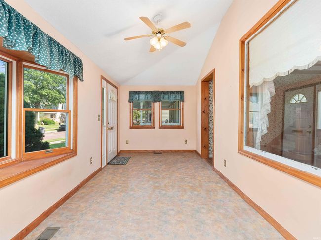 314 N Chauncey St, House other with 3 bedrooms, 2 bathrooms and null parking in Columbia City IN | Image 4