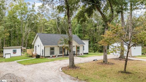 8 Windover Ln, Fountain Inn, SC, 29644-8606 | Card Image