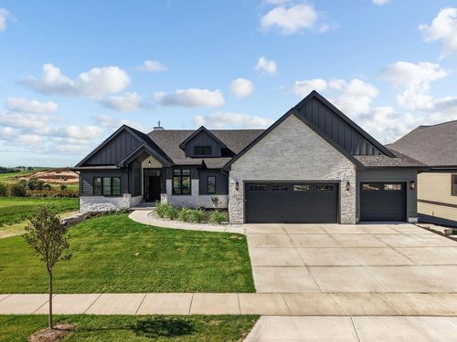 1117 Kyron Dr, WAUNAKEE, WI, 53597-8853 | Card Image