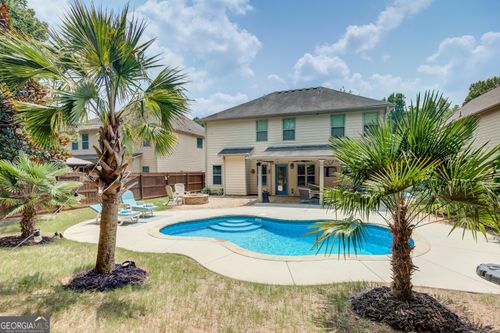 230 Scenic Hills Dr, Newnan, GA, 30265-5707 | Card Image