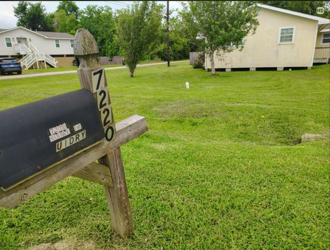 7220 Moore Rd, House other with 4 bedrooms, 3 bathrooms and 1 parking in Hitchcock TX | Image 8
