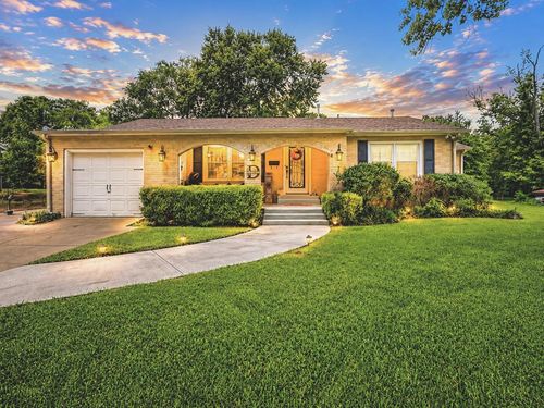 1007 Swanson Dr, Palestine, TX, 75801-5349 | Card Image