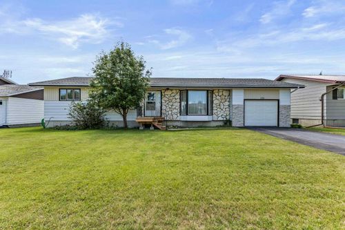 233 Southview Dr W, Rockyford, AB, T0J2R0 | Card Image