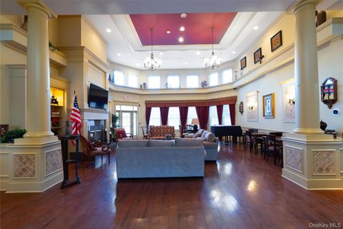 43 Putters Way, Middletown, NY, 10940-2663 | Card Image