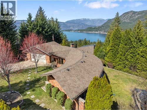 2631 Grand View Pl, Blind Bay, BC, V0E1H2 | Card Image