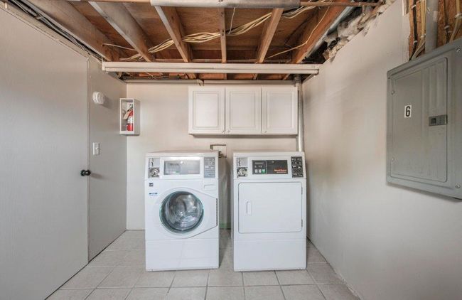 coin op laundry | Image 34