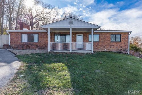 10 Glen Oaks Dr, Fenton, MO, 63026-5044 | Card Image