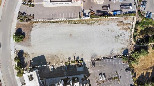 1051 Farmhouse Ln, San Luis Obispo, CA, 93401-8311 | Card Image