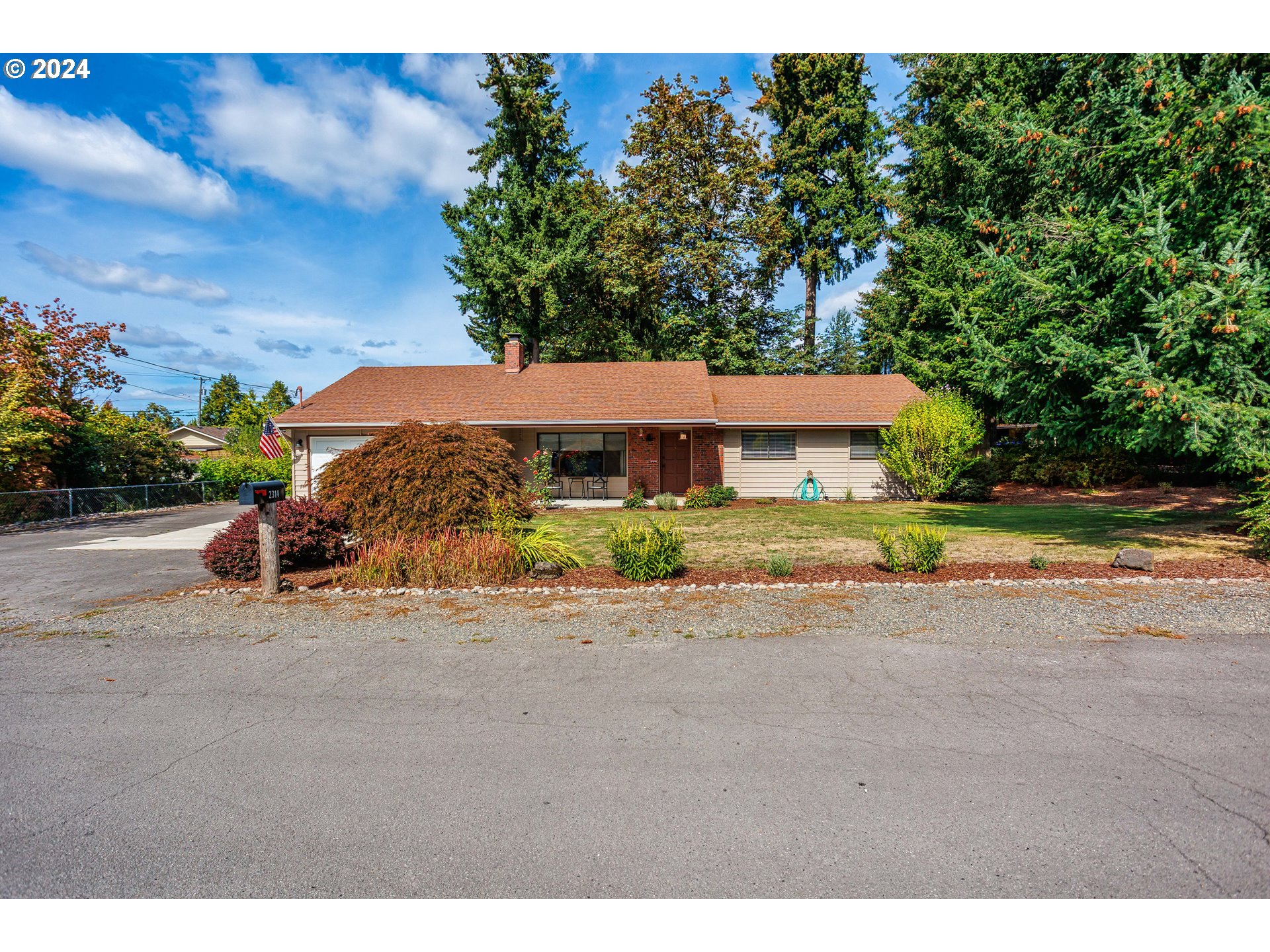 102nd St, Vancouver, WA 98686