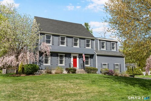 62 Hastings Ln, Stamford, CT, 06905-2902 | Card Image