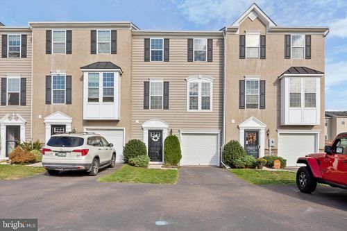 113 Raven Ct, GILBERTSVILLE, PA, 19525-8119 | Card Image