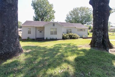 2306 Glenwood Street, House other with 3 bedrooms, 2 bathrooms and null parking in Jonesboro AR | Image 2