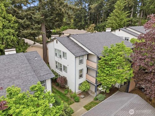c101-8615 238th St Sw, Edmonds, WA, 98026-8997 | Card Image