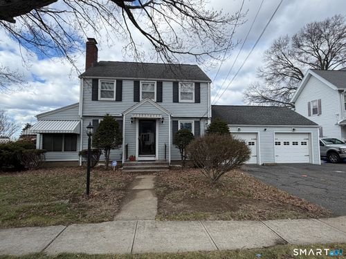 111 Franklin Ave, Stratford, CT, 06614-5239 | Card Image