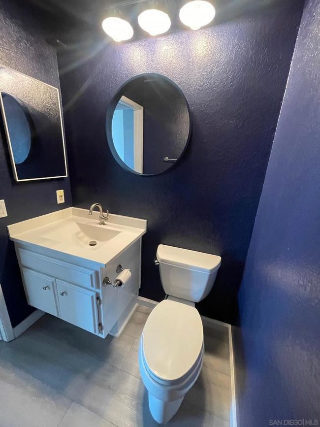 Bathroom | Image 12