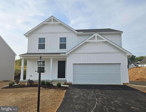 311 Boxwood Dr, WINDSOR, PA, 17366-9036 | Card Image