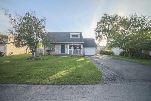 5358 Gardner Dr, Erie, PA, 16509-3004 | Card Image