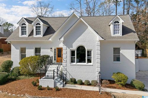 912 Cove Cir, HOOVER, AL, 35244-3303 | Card Image