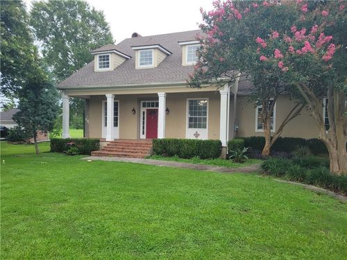 181 Torrey Pines Dr, New Orleans, LA, 70128-3632 | Card Image