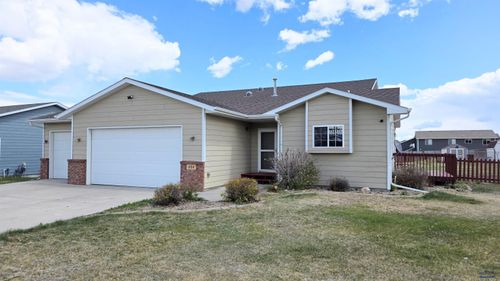 484 Daystar Rd, Box Elder, SD, 57719 | Card Image