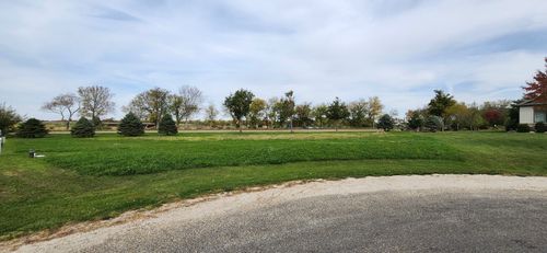36 Cross Creek Ct, Downs, IL, 61736-7803 | Card Image