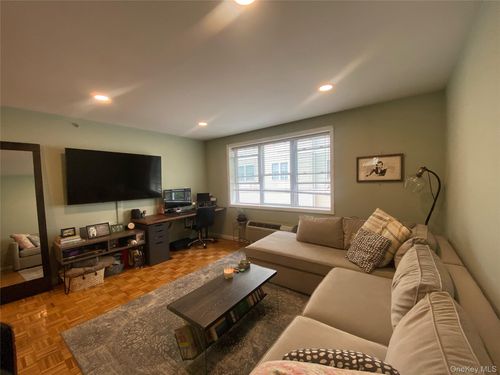 26e-342 Westchester Avenue, Rye Town, NY, 10573 | Card Image