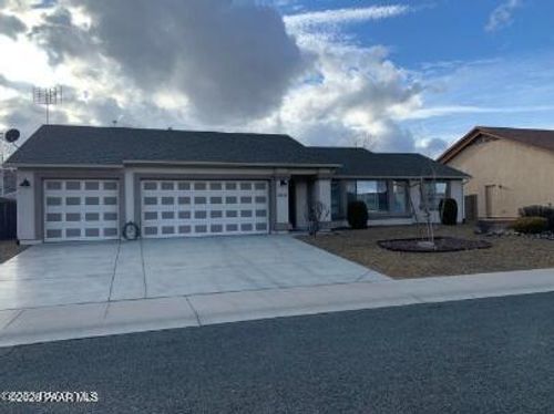 7810 N Highview, Prescott Valley, AZ, 86315-4573 | Card Image