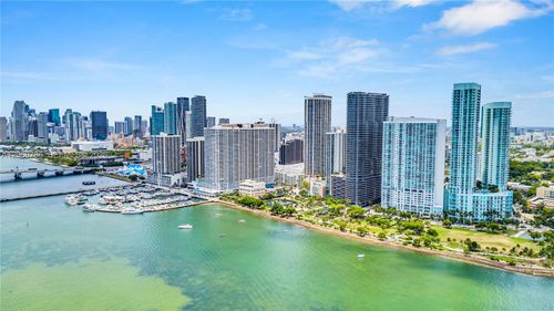 809-1800 N Bayshore Dr, Miami, FL, 33132-3251 | Card Image