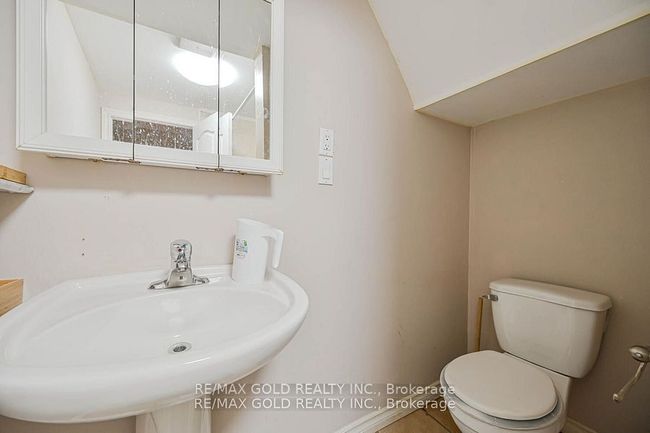 11 Caversham Dr, House attached with 6 bedrooms, 4 bathrooms and 3 parking in Brampton ON | Image 41
