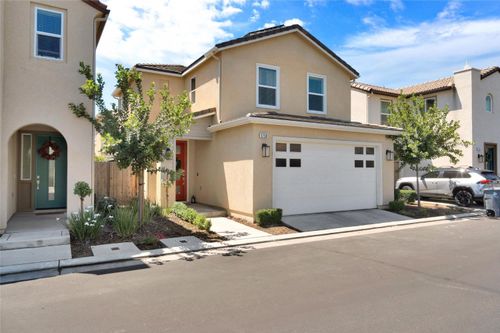3750 Highclere Way, Clovis, CA, 93619-5286 | Card Image