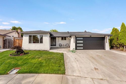 34843 Warwick Ct, Fremont, CA, 94555-2438 | Card Image