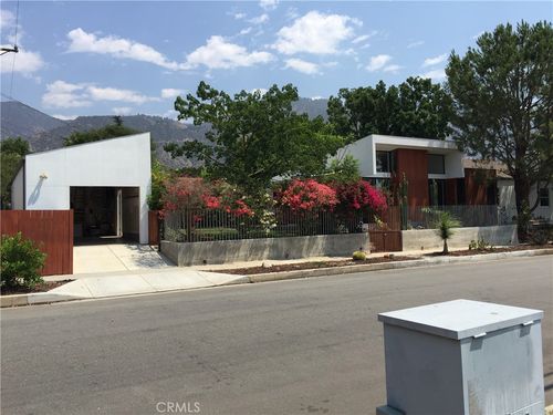 2489 Garfias Dr, Pasadena, CA, 91104-2024 | Card Image