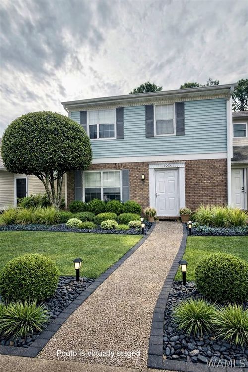 1005 Fairfax Dr, Tuscaloosa, AL, 35406-2818 | Card Image