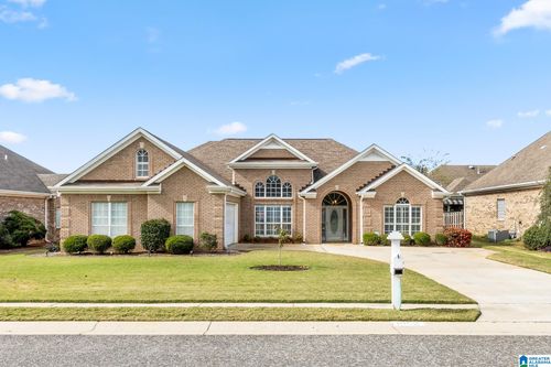 1652 Bradford Ln, BESSEMER, AL, 35022-8343 | Card Image