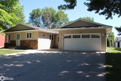 295 E Sesame Street, Home with 3 bedrooms, 2 bathrooms and 3 parking in Garner IA | Image 1