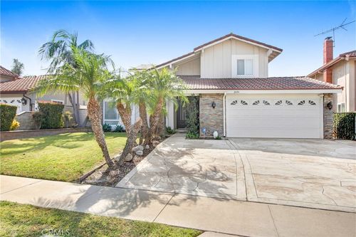 2606 Greenhill Dr, Fullerton, CA, 92833 | Card Image