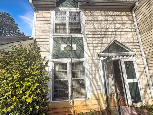 664 Browning Ln Se, Conyers, GA, 30013-1732 | Card Image