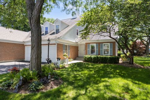809 Willow Hills Ln, Prospect Heights, IL, 60070-2581 | Card Image