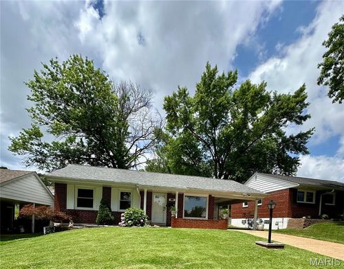 7365 Marwinette Ave, Saint Louis, MO, 63116-3037 | Card Image